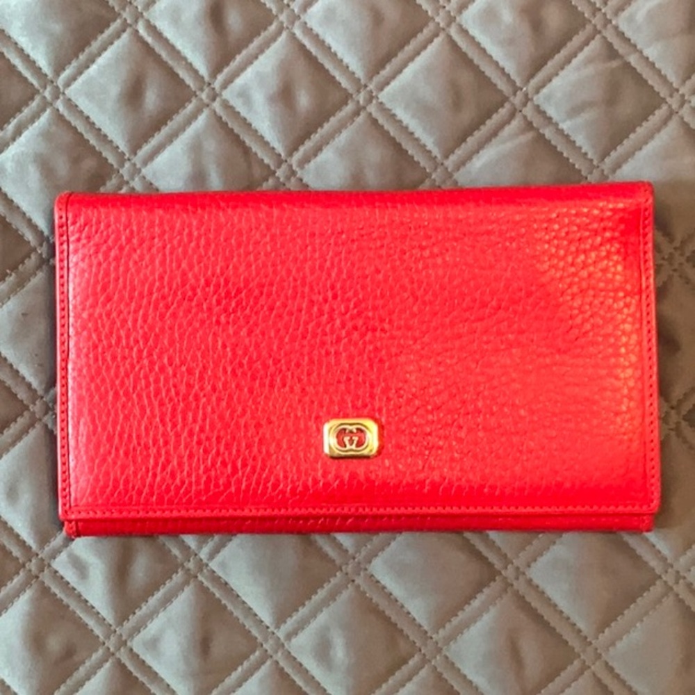 EUC Gucci Vintage Long Wallet w COA